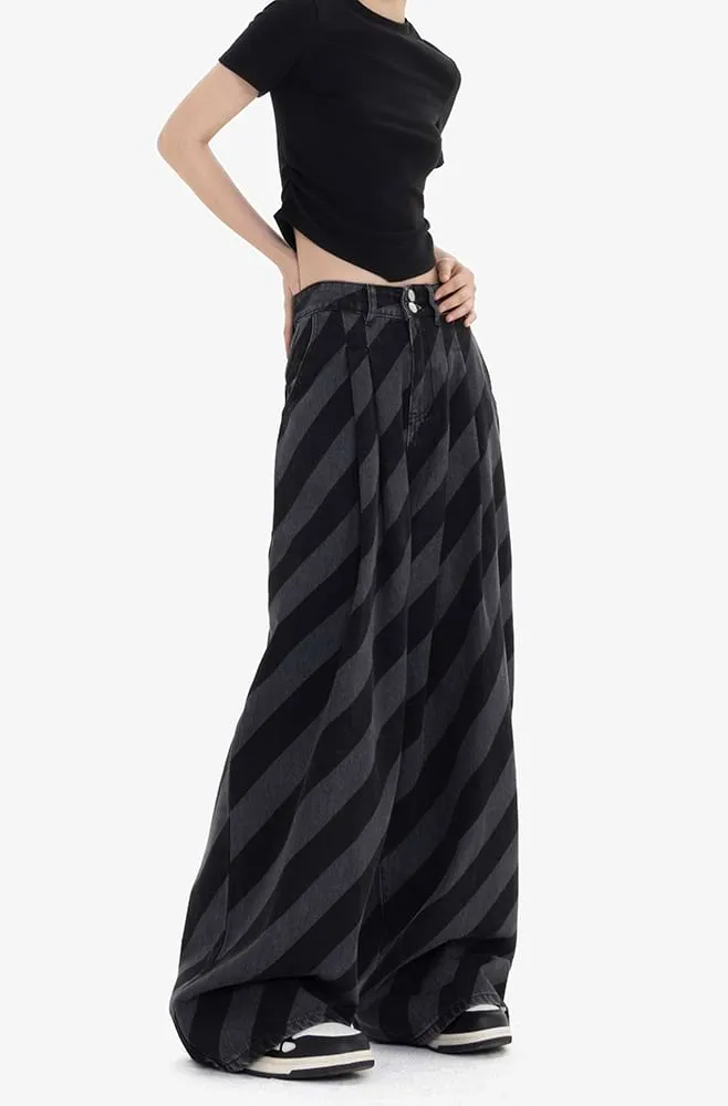 Diagonal Stripe Wide Leg Pants