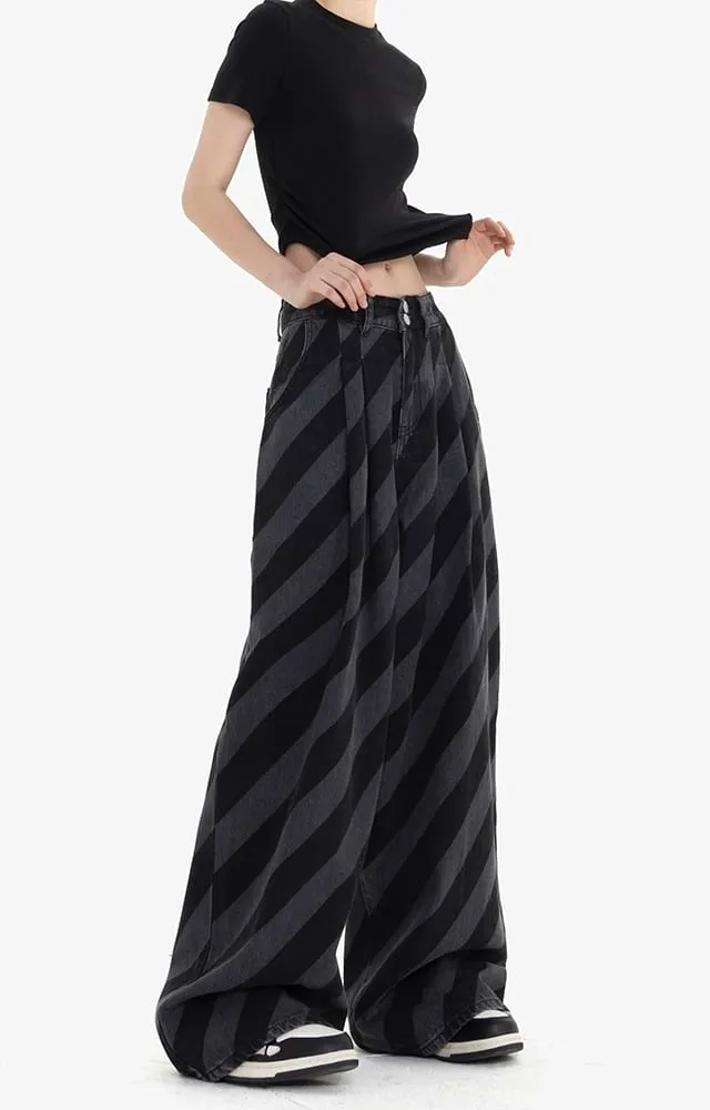 Diagonal Stripe Wide Leg Pants