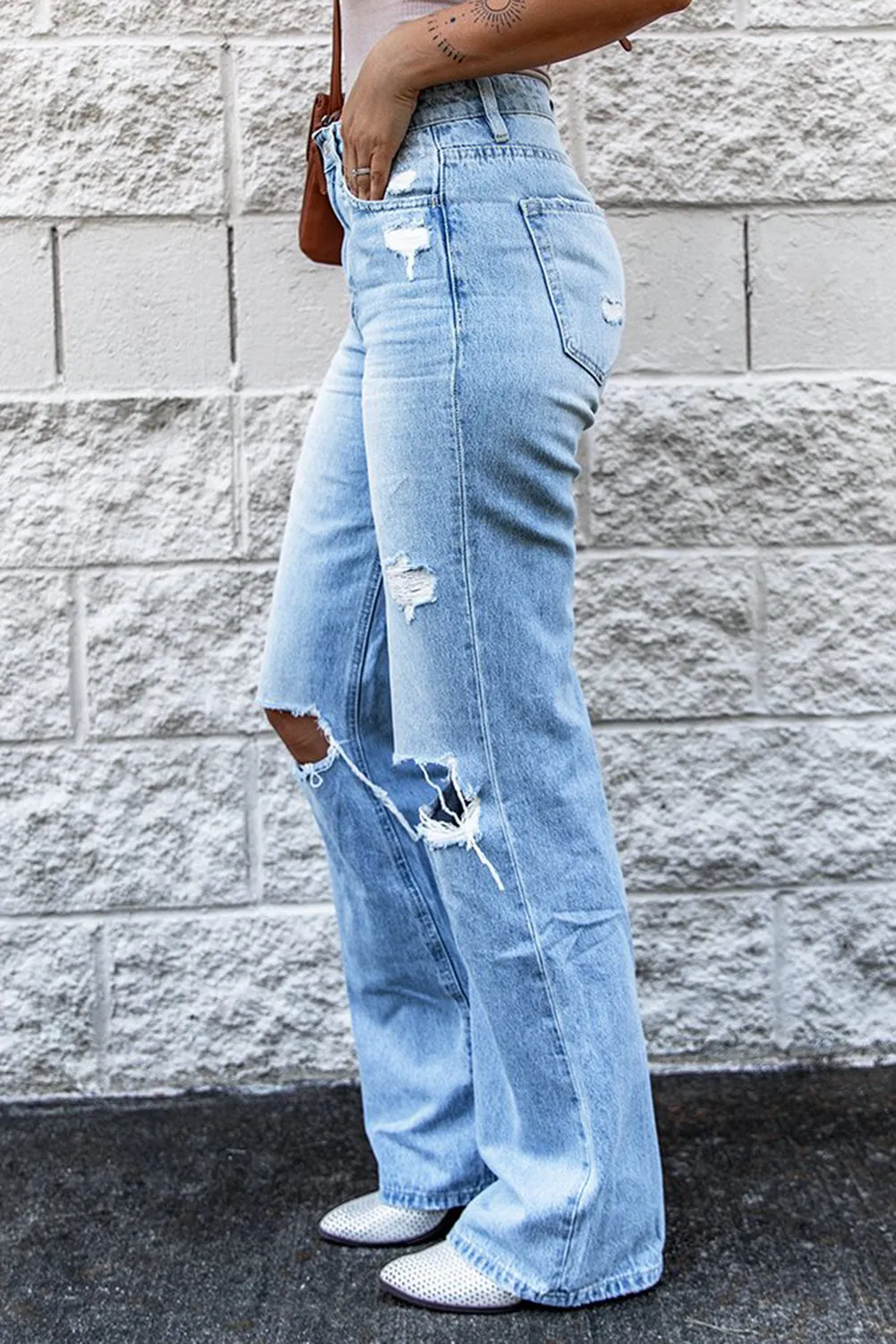 Distressed Wide Leg Jeans