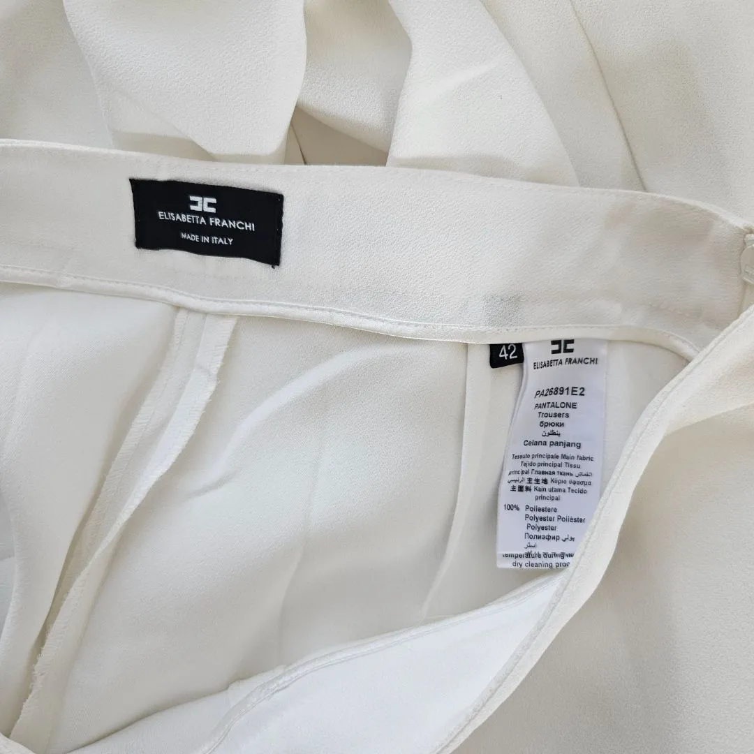 Elisabetta Franchi  white trousers with black chain charm detail