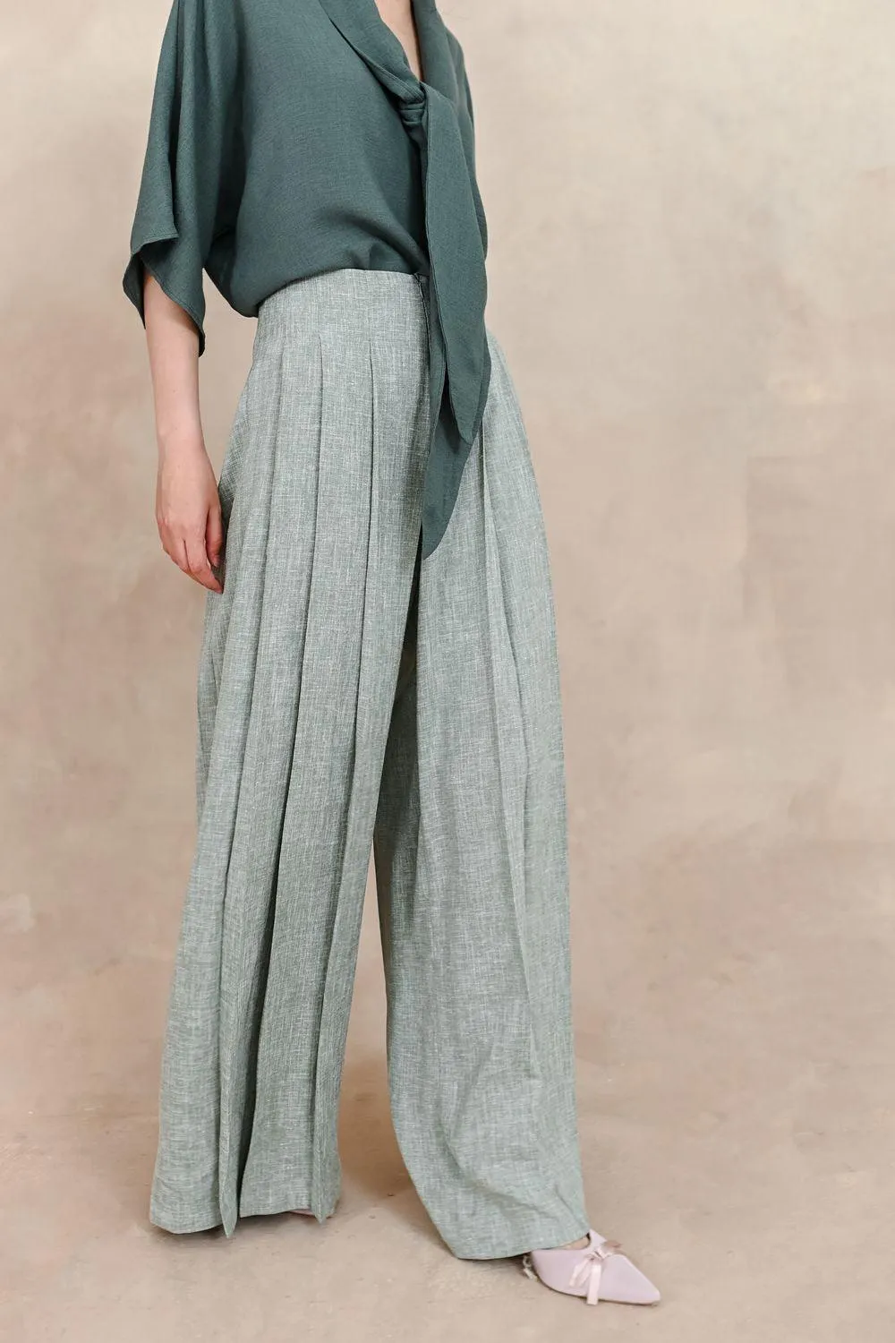 Esmeralda Straight Pleated Silk Linen Floor Length Pants