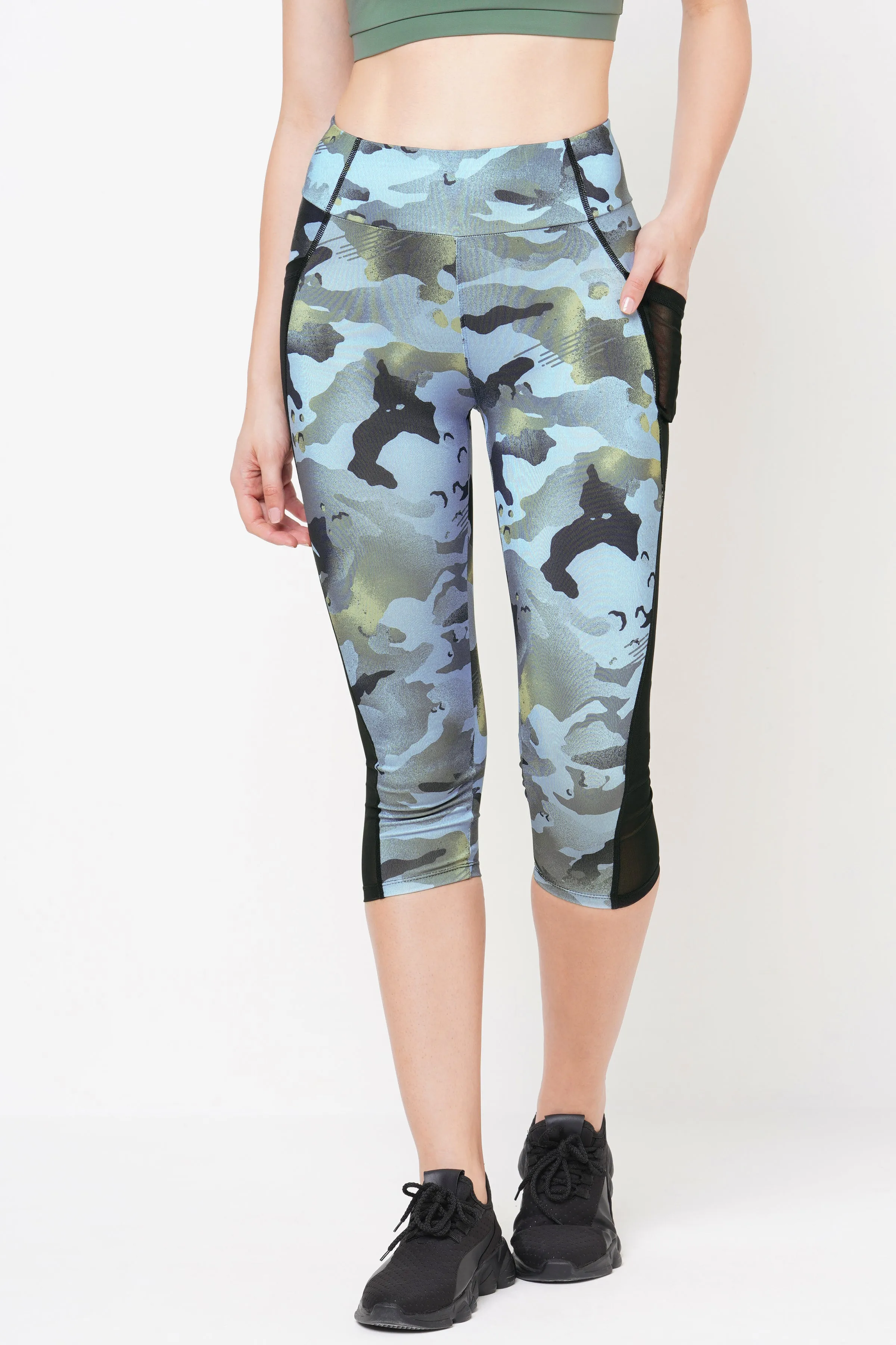 JUST-DRY 3/4 CAMO PRINTED MESH WORKOUT TIGHTS