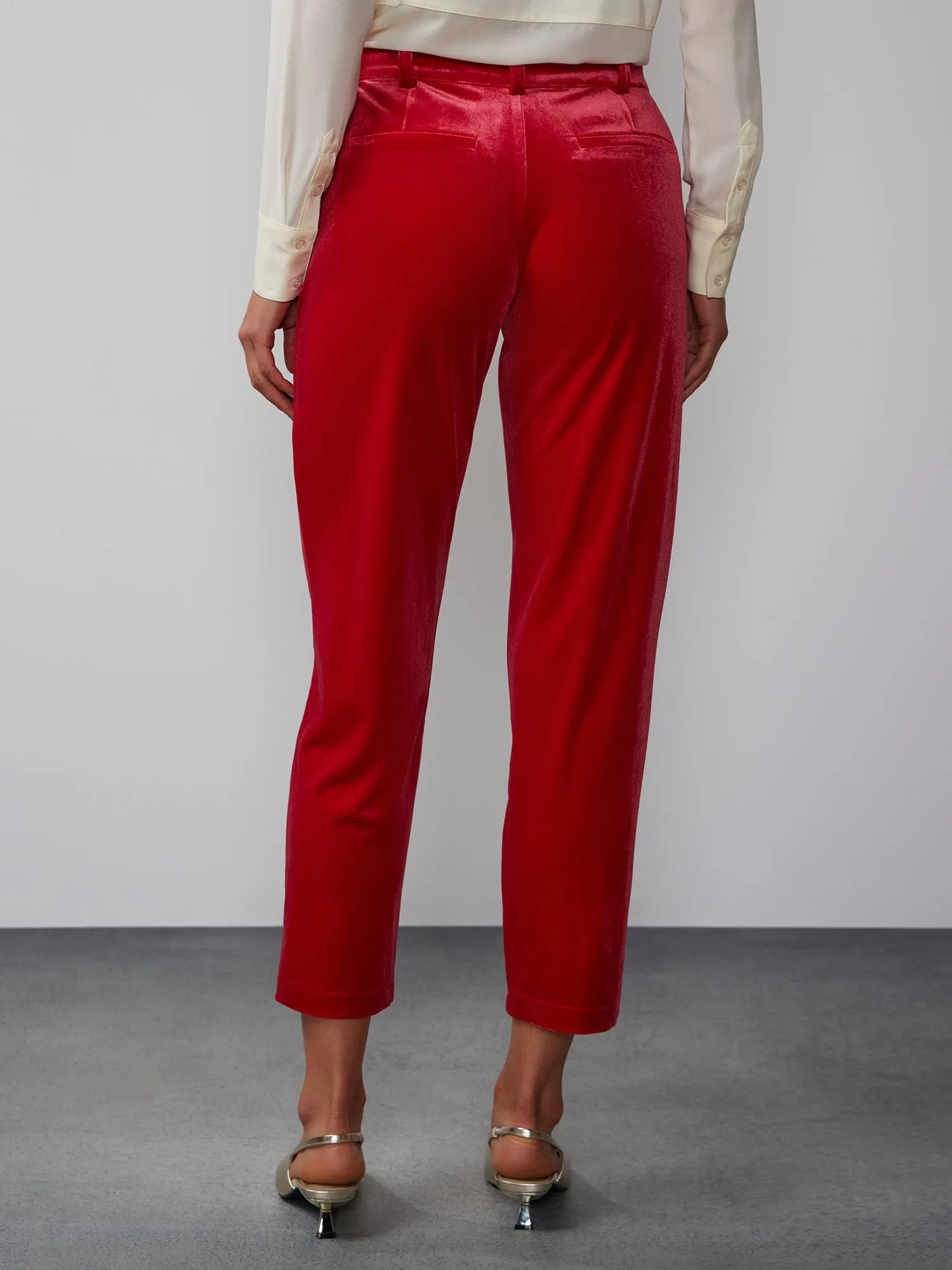 Mid RiseTapered Leg Velvet Pant