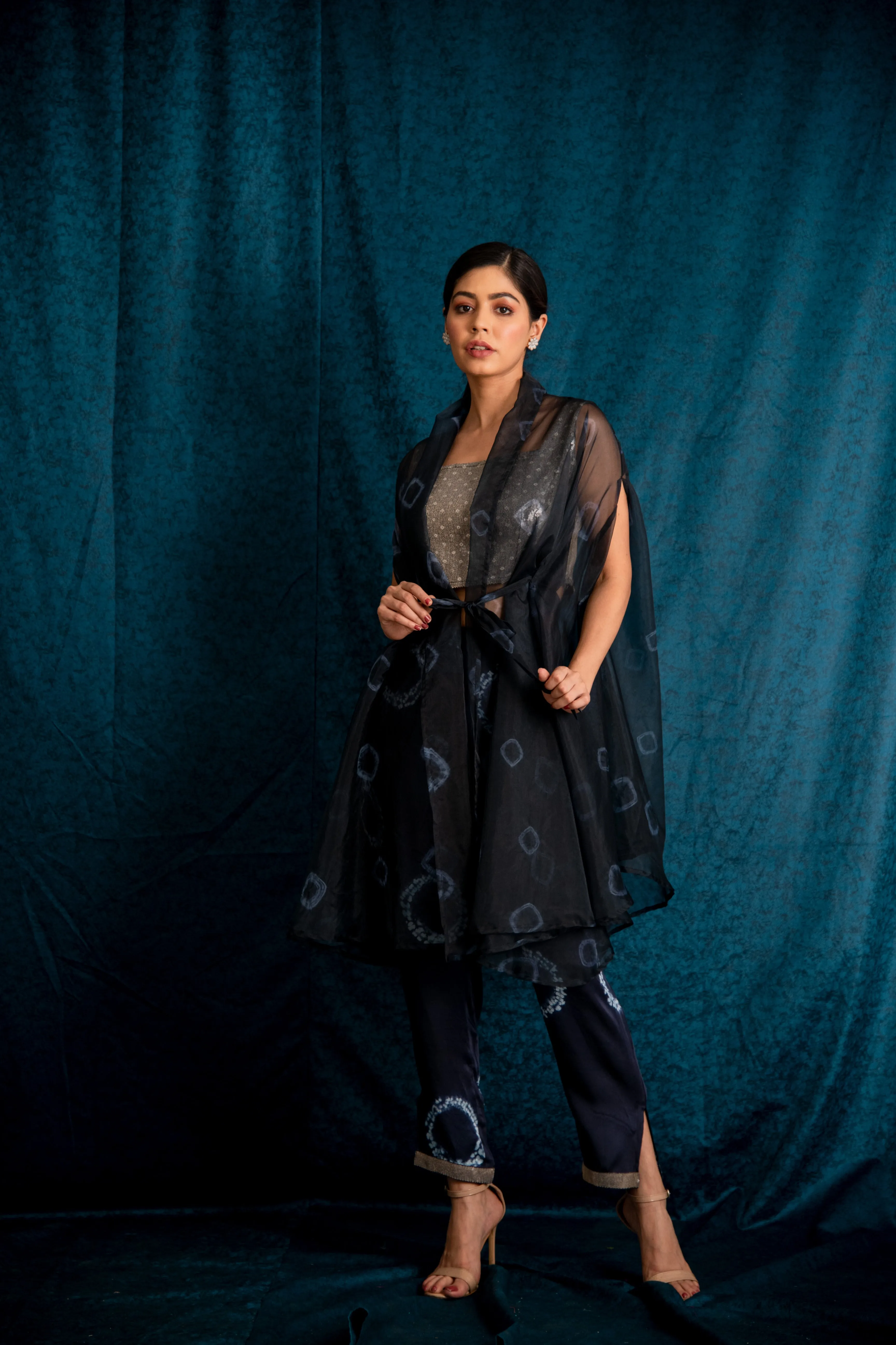 Rooh Cape Set in Sapphire