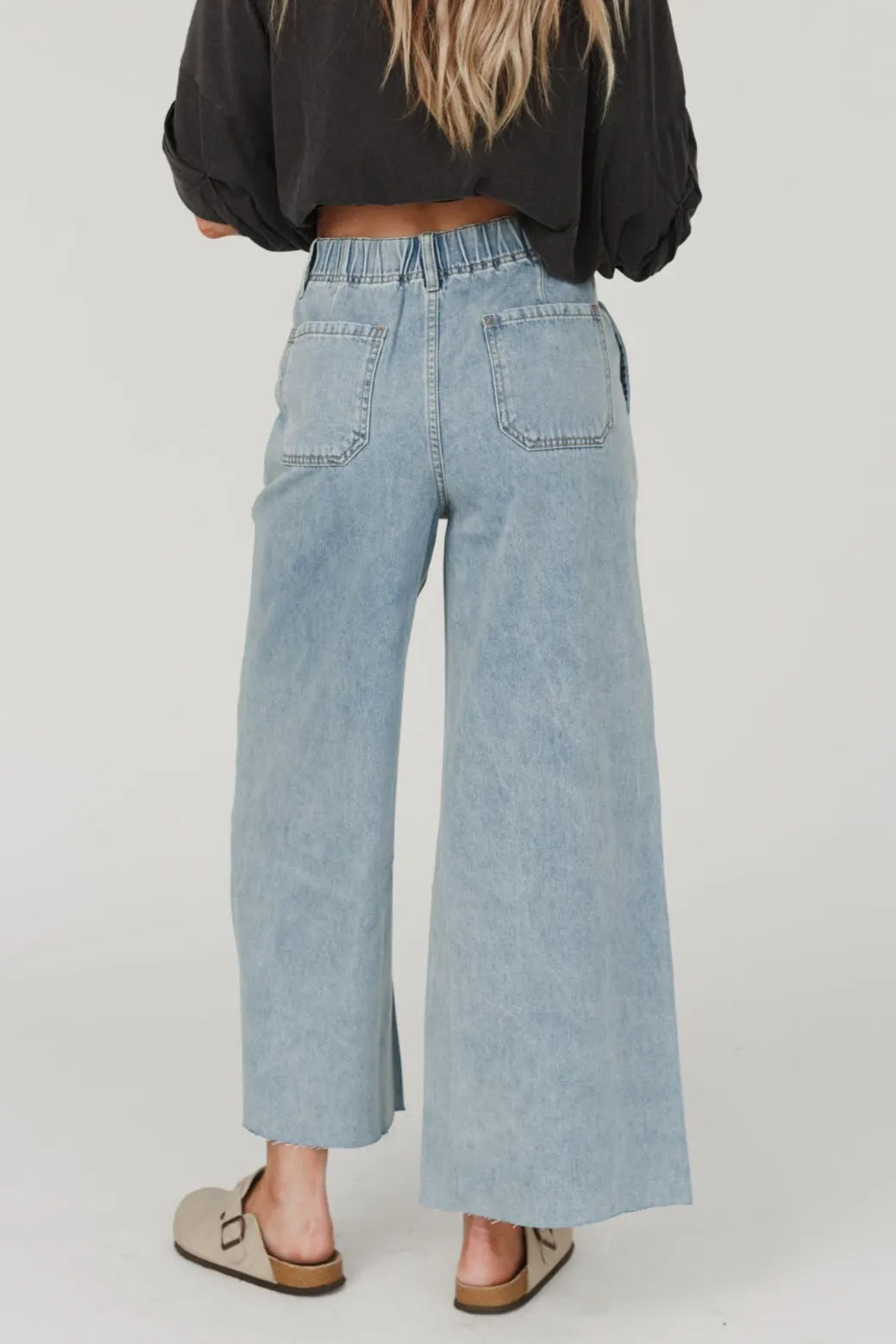 Simply You Wide Leg Jeans - Washed Denim