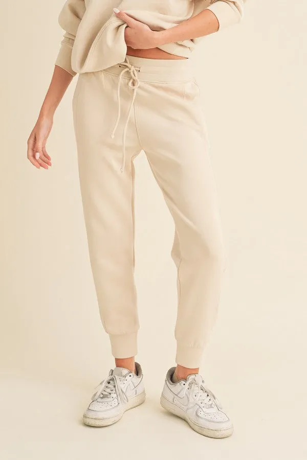 Women’s Sporty Chic Scuba Joggers