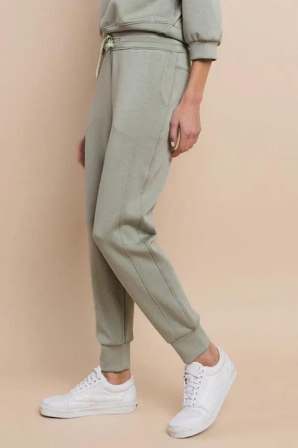 Women’s Sporty Chic Scuba Joggers